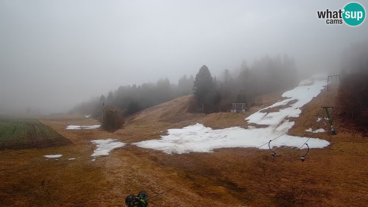 Spletna kamera Smučišče Senožeta – smučarsko središče v Srednji vasi pri Bohinju