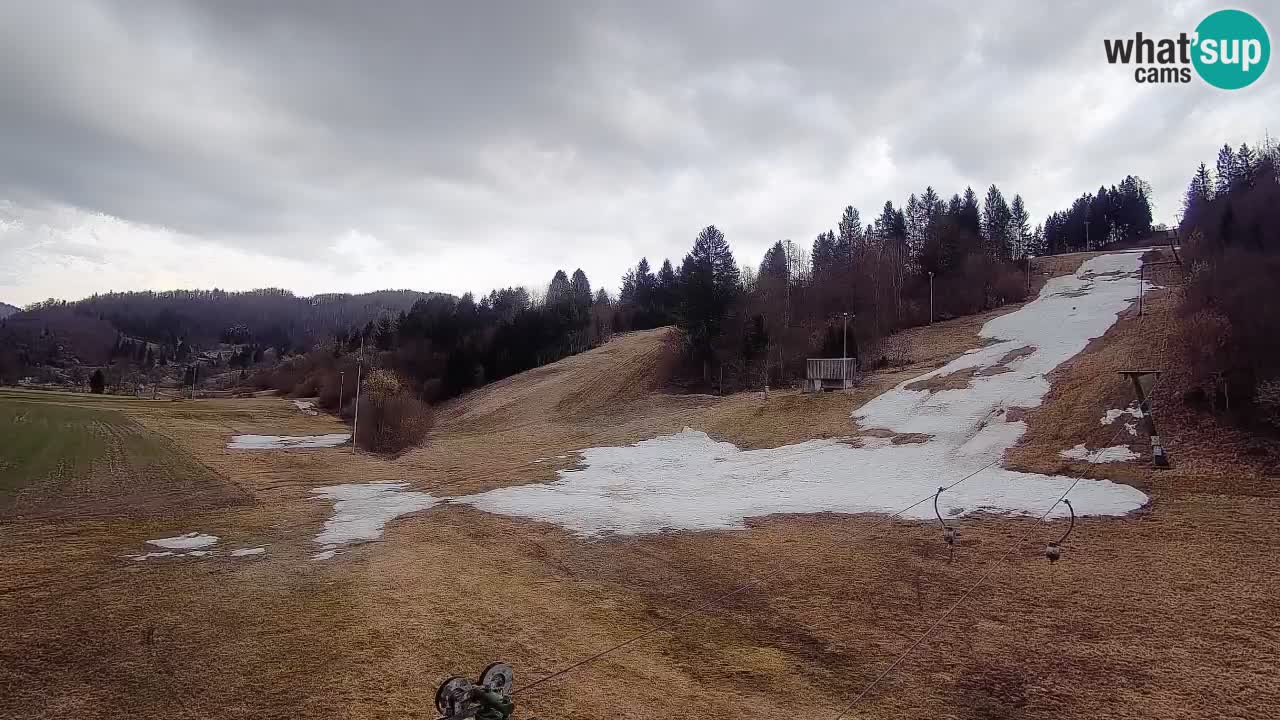 Spletna kamera Smučišče Senožeta – smučarsko središče v Srednji vasi pri Bohinju