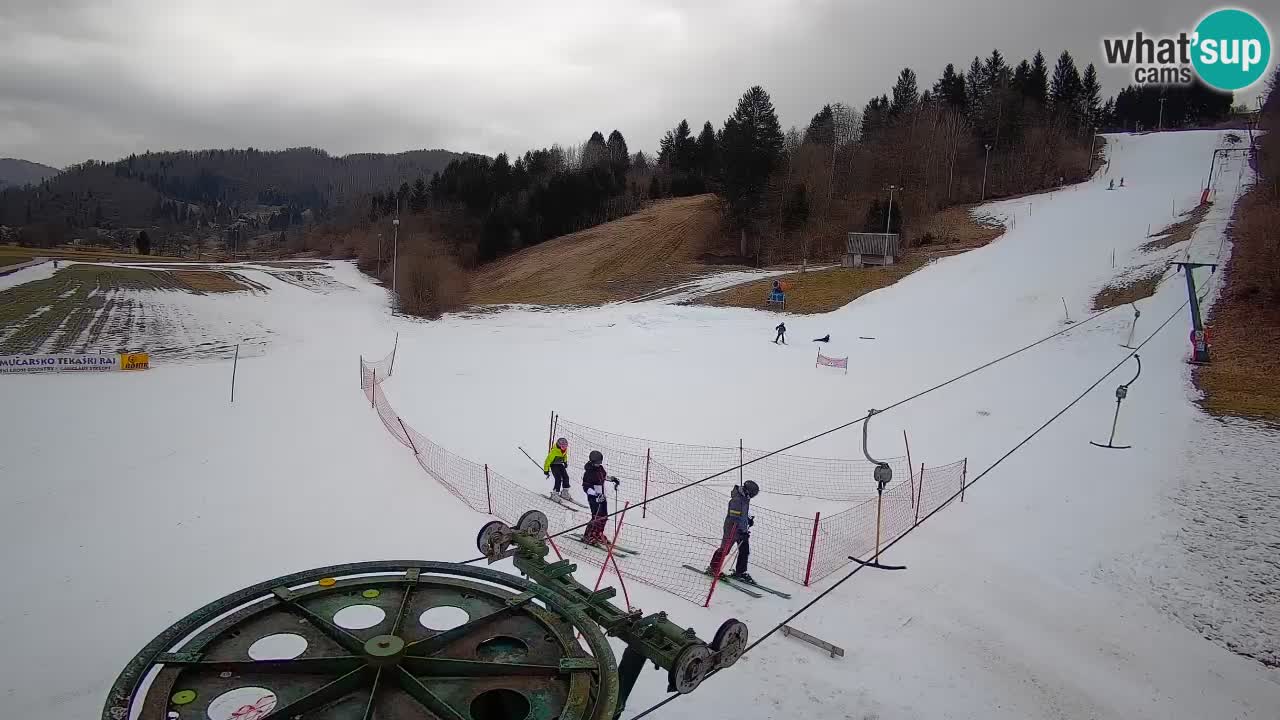Web kamera Smučišče Senožeta – Skijalište u Srednjoj Vasi kod Bohinja