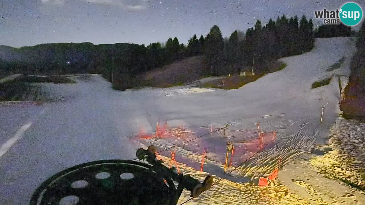Webcam Smučišče Senožeta – Skigebiet in Srednja Vas bei Bohinj
