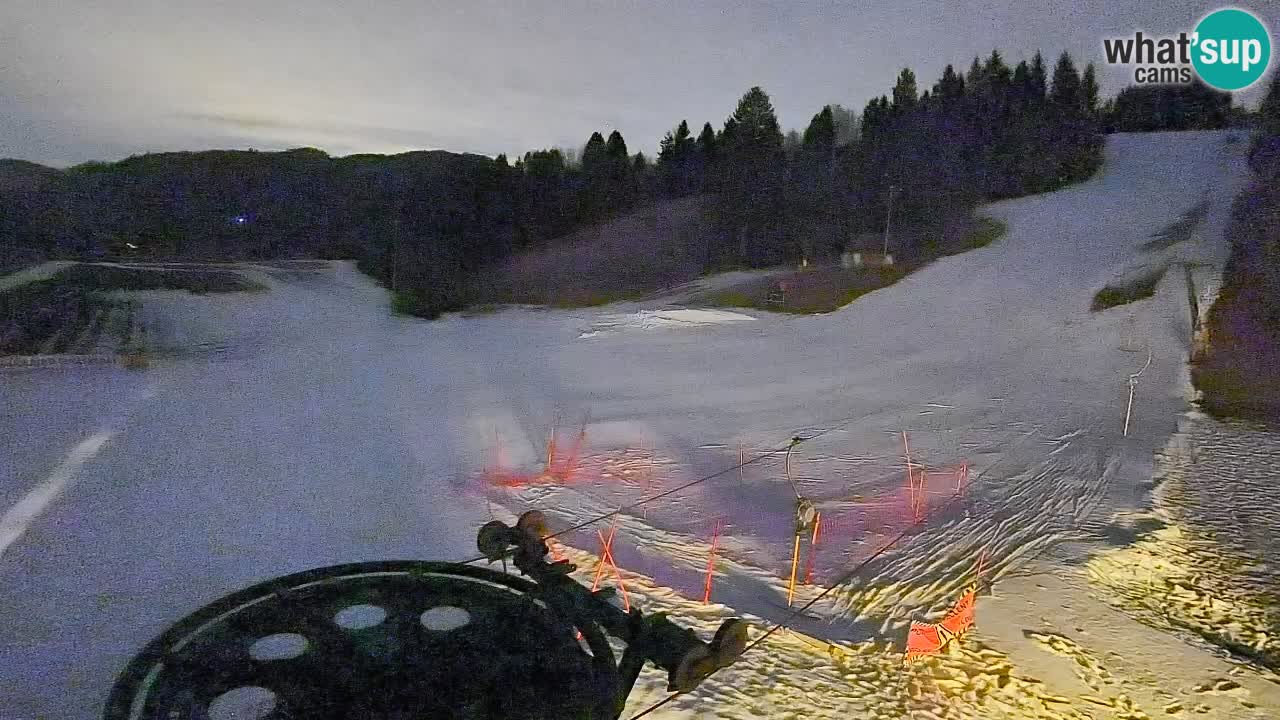 Webcam Smučišče Senožeta – Skigebiet in Srednja Vas bei Bohinj