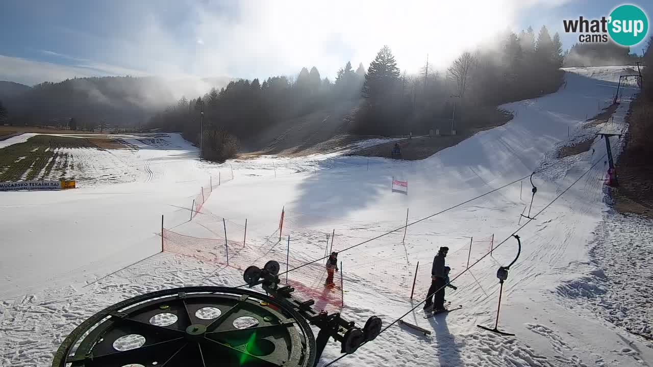 Web kamera Smučišče Senožeta – Skijalište u Srednjoj Vasi kod Bohinja
