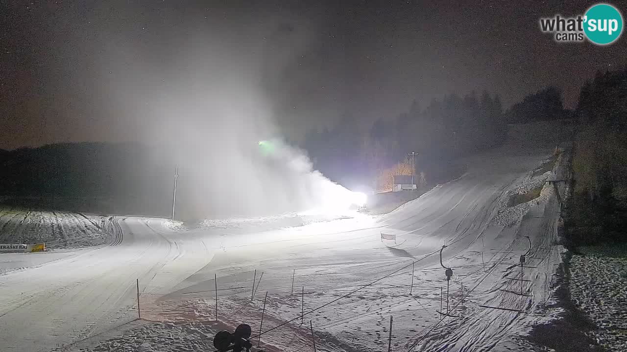 Spletna kamera Smučišče Senožeta – smučarsko središče v Srednji vasi pri Bohinju