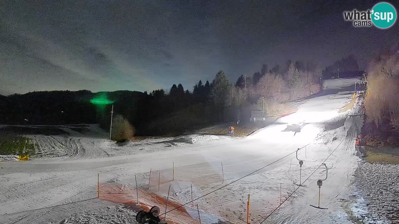 Webcam Smučišče Senožeta – Skigebiet in Srednja Vas bei Bohinj