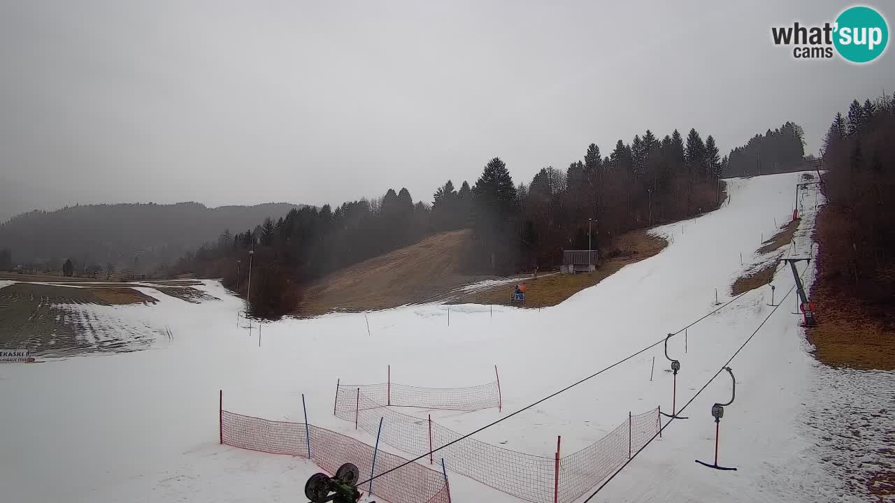 Spletna kamera Smučišče Senožeta – smučarsko središče v Srednji vasi pri Bohinju