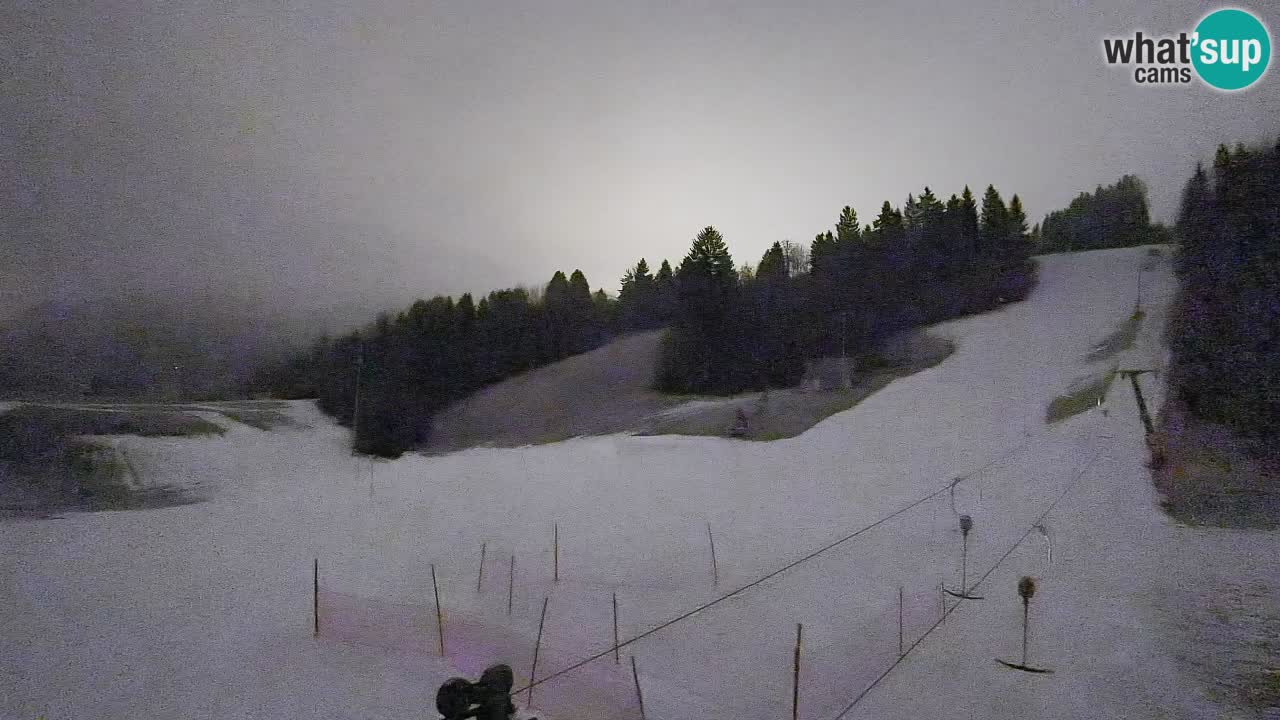 Web kamera Smučišče Senožeta – Skijalište u Srednjoj Vasi kod Bohinja