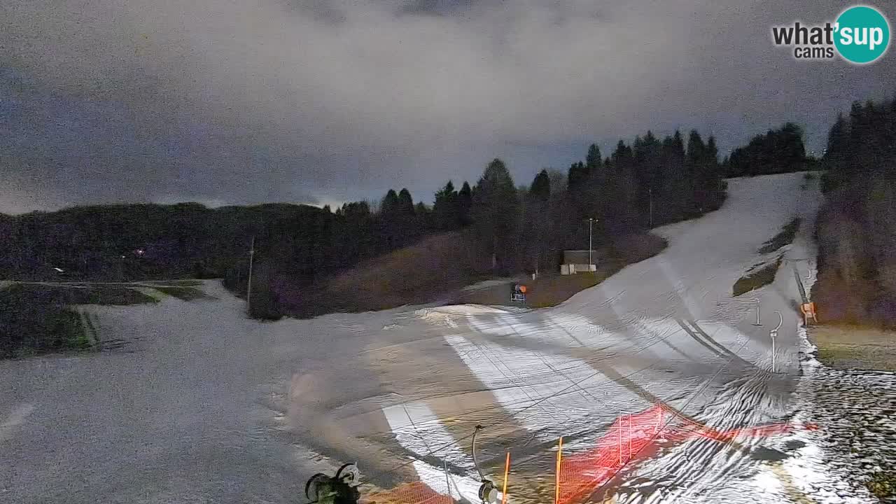 Spletna kamera Smučišče Senožeta – smučarsko središče v Srednji vasi pri Bohinju