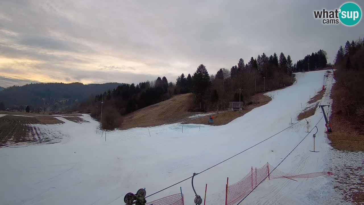 Webcam Smučišče Senožeta – Skigebiet in Srednja Vas bei Bohinj
