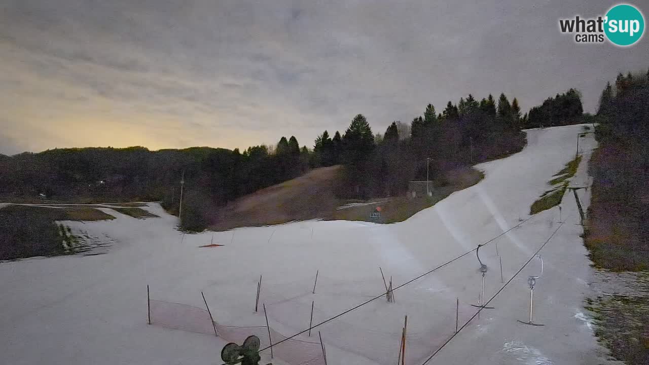 Web kamera Smučišče Senožeta – Skijalište u Srednjoj Vasi kod Bohinja