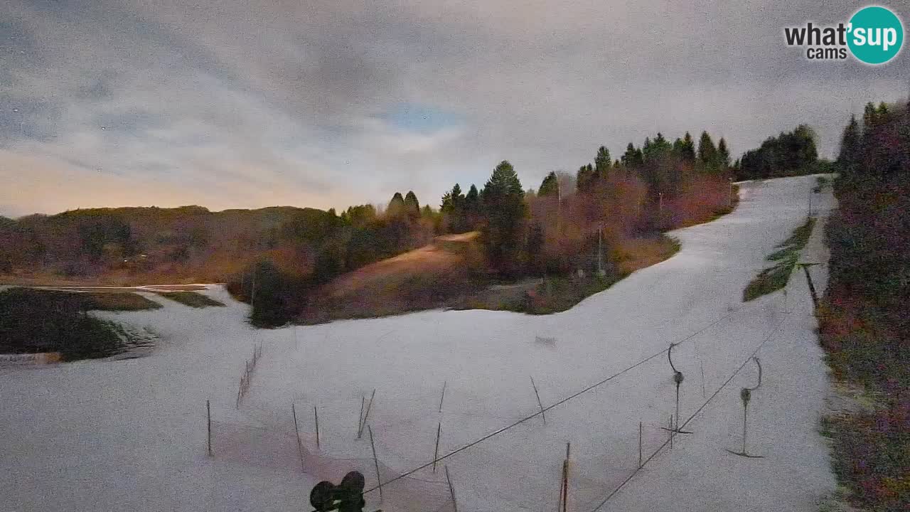 Webcam Smučišče Senožeta – Ski Resort Live View near Bohinj