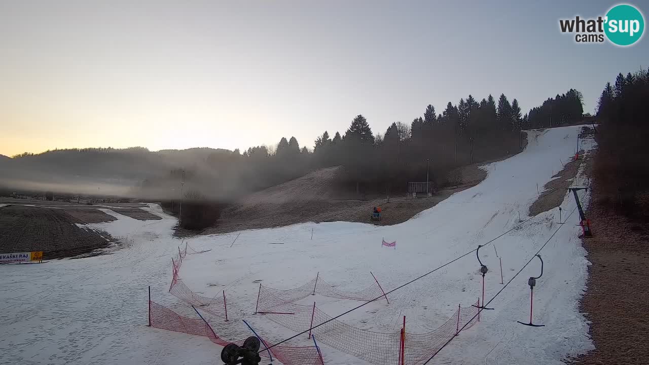 Webcam Smučišče Senožeta – Skigebiet in Srednja Vas bei Bohinj