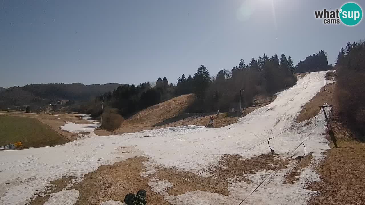 Spletna kamera Smučišče Senožeta – smučarsko središče v Srednji vasi pri Bohinju
