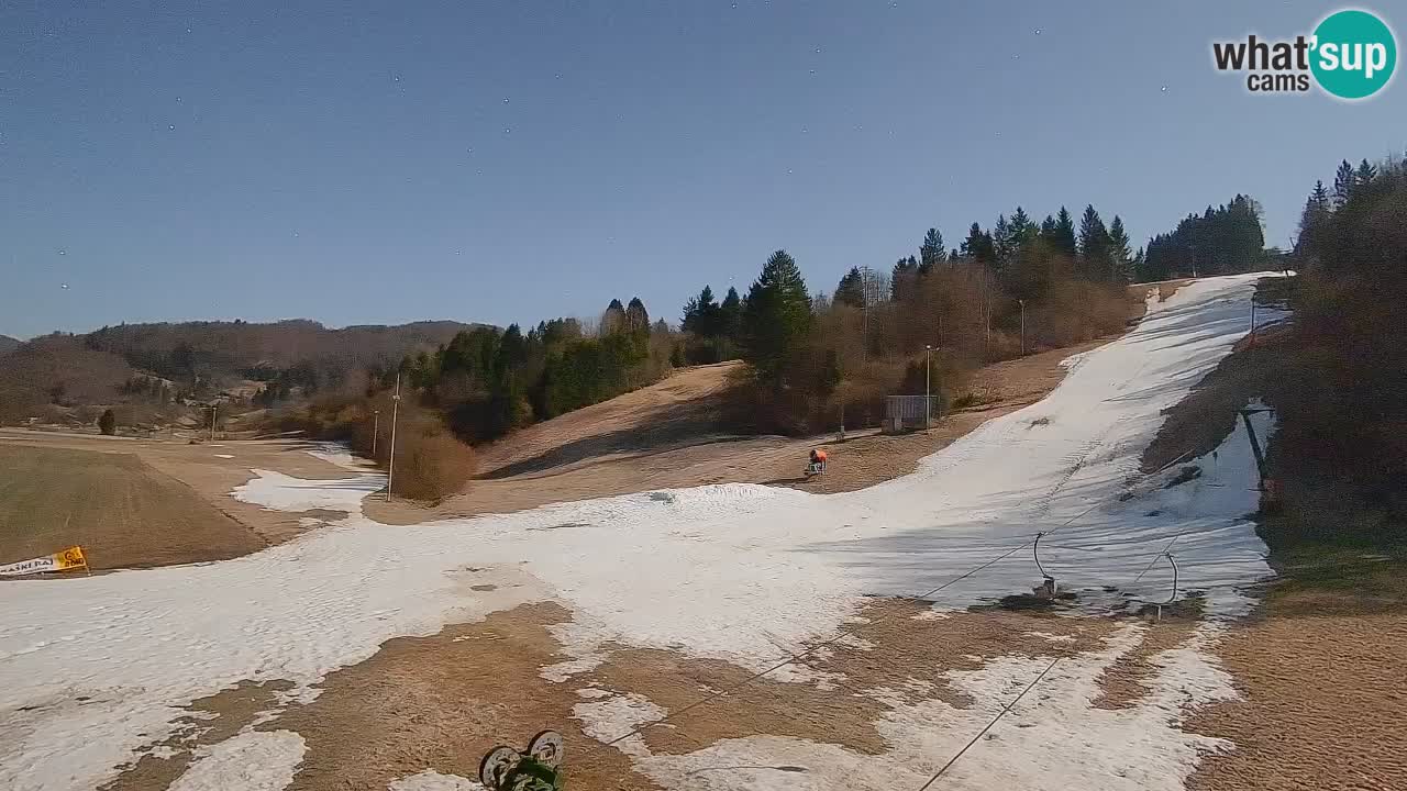 Web kamera Smučišče Senožeta – Skijalište u Srednjoj Vasi kod Bohinja