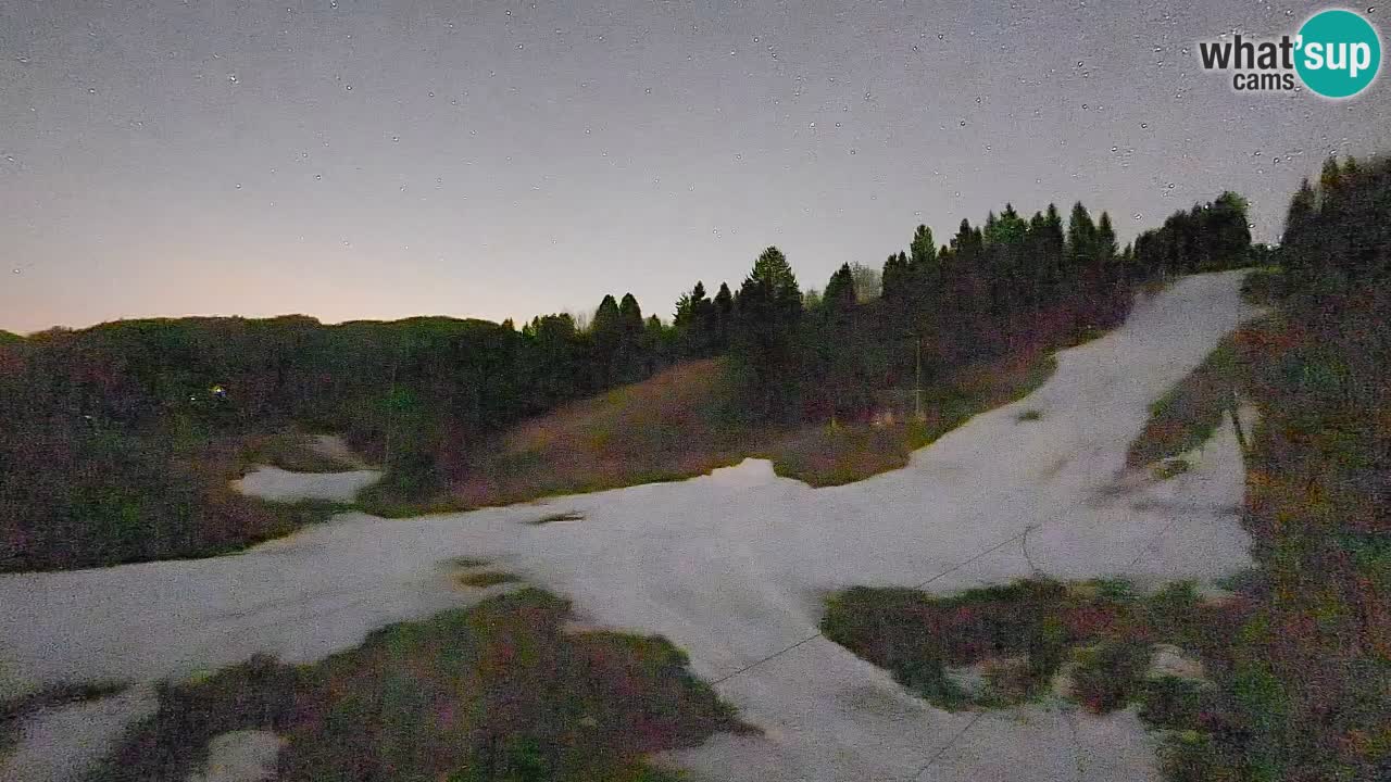 Spletna kamera Smučišče Senožeta – smučarsko središče v Srednji vasi pri Bohinju