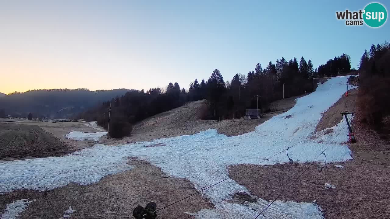 Web kamera Smučišče Senožeta – Skijalište u Srednjoj Vasi kod Bohinja