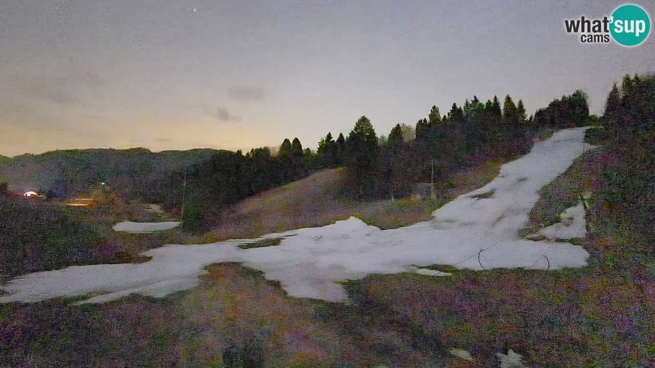 Spletna kamera Smučišče Senožeta – smučarsko središče v Srednji vasi pri Bohinju