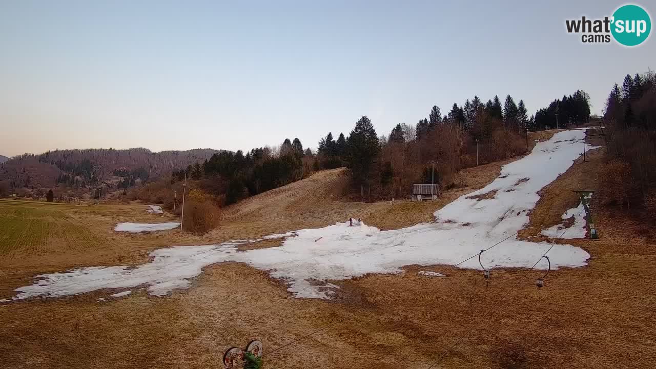 Web kamera Smučišče Senožeta – Skijalište u Srednjoj Vasi kod Bohinja