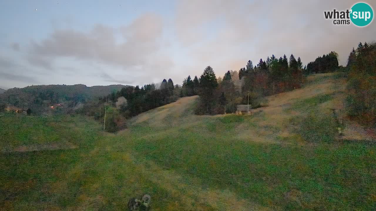 Web kamera Smučišče Senožeta – Skijalište u Srednjoj Vasi kod Bohinja