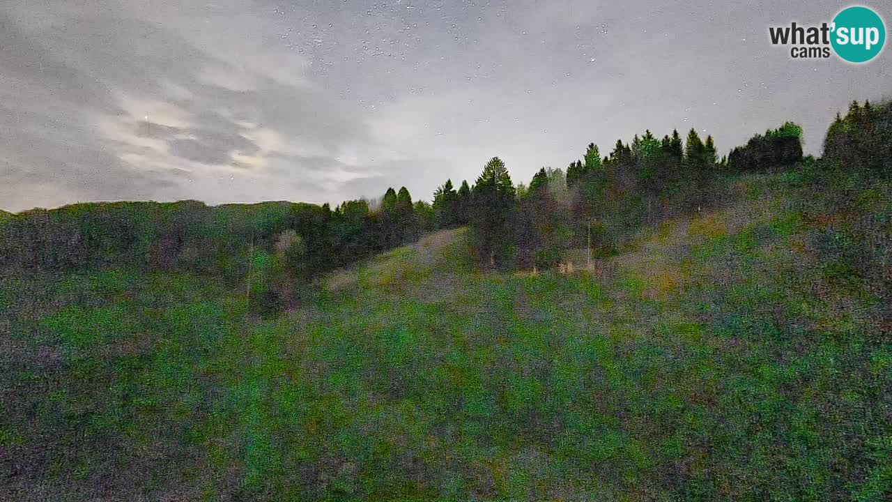 Spletna kamera Smučišče Senožeta – smučarsko središče v Srednji vasi pri Bohinju