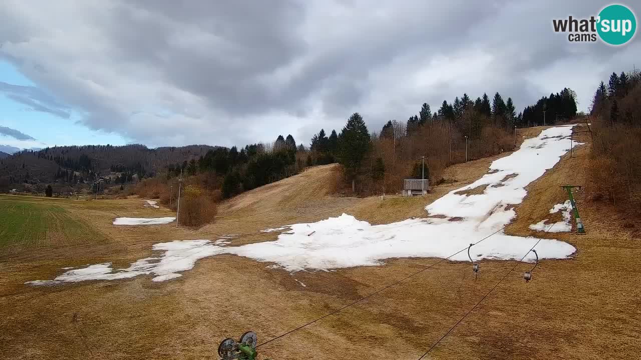 Spletna kamera Smučišče Senožeta – smučarsko središče v Srednji vasi pri Bohinju