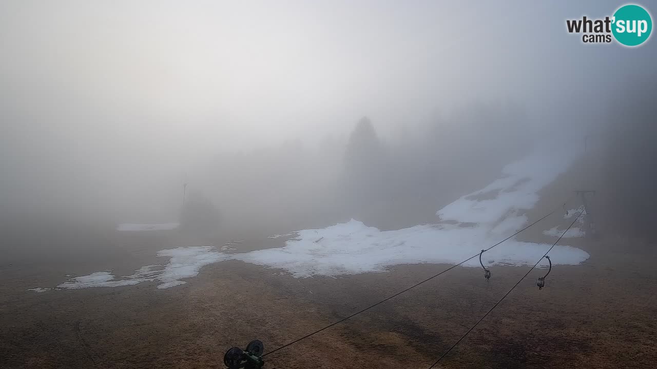 Spletna kamera Smučišče Senožeta – smučarsko središče v Srednji vasi pri Bohinju