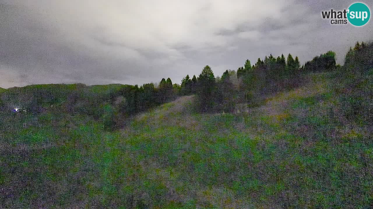 Spletna kamera Smučišče Senožeta – smučarsko središče v Srednji vasi pri Bohinju