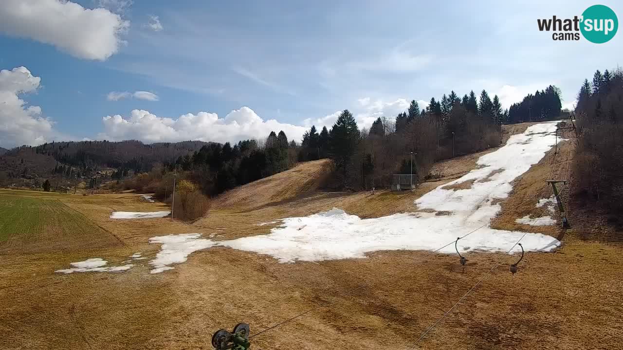 Spletna kamera Smučišče Senožeta – smučarsko središče v Srednji vasi pri Bohinju
