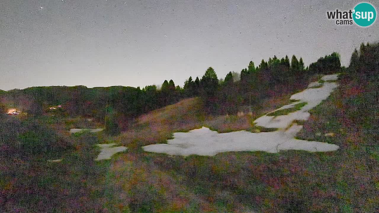 Webcam Smučišče Senožeta – Skigebiet in Srednja Vas bei Bohinj