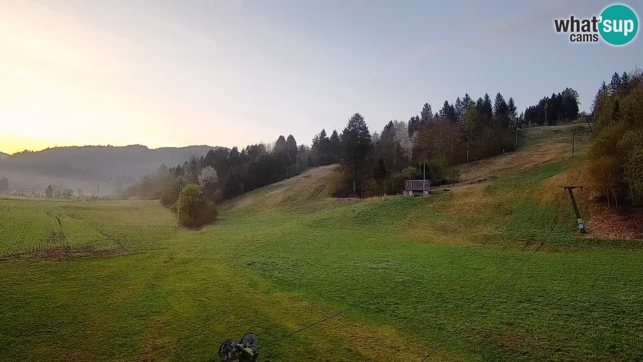 Webcam Smučišče Senožeta – Skigebiet in Srednja Vas bei Bohinj