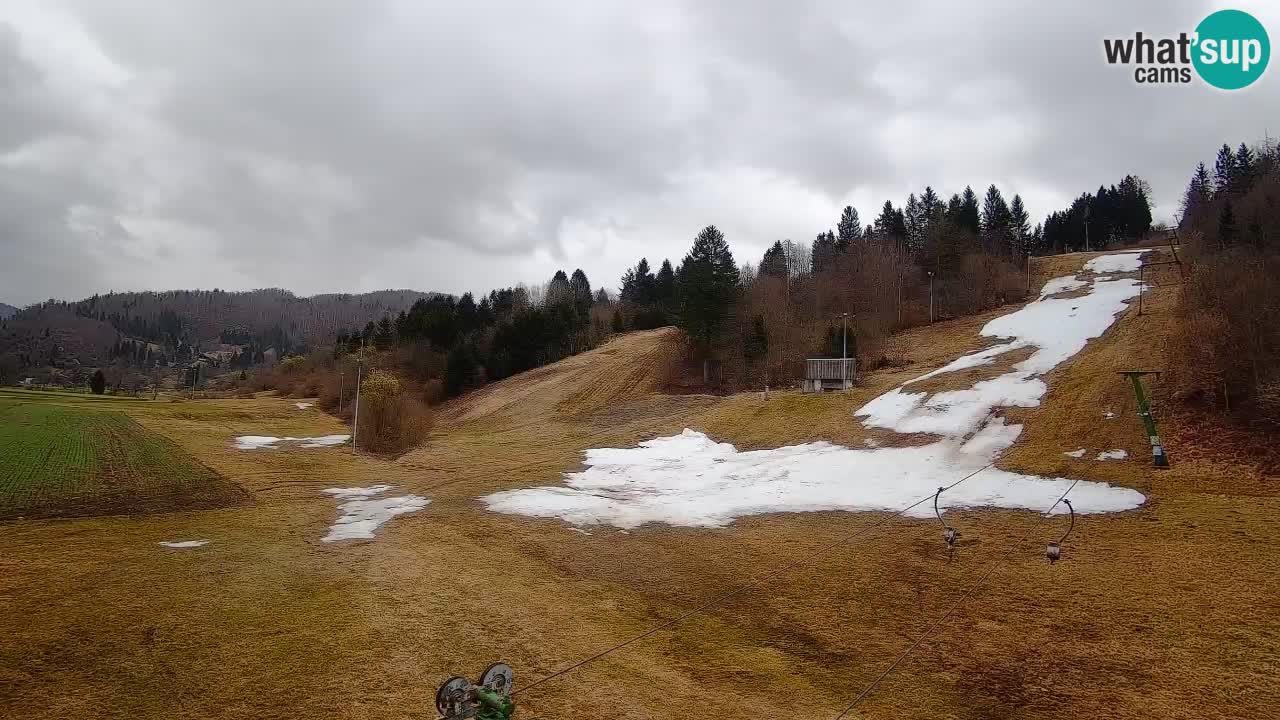 Spletna kamera Smučišče Senožeta – smučarsko središče v Srednji vasi pri Bohinju