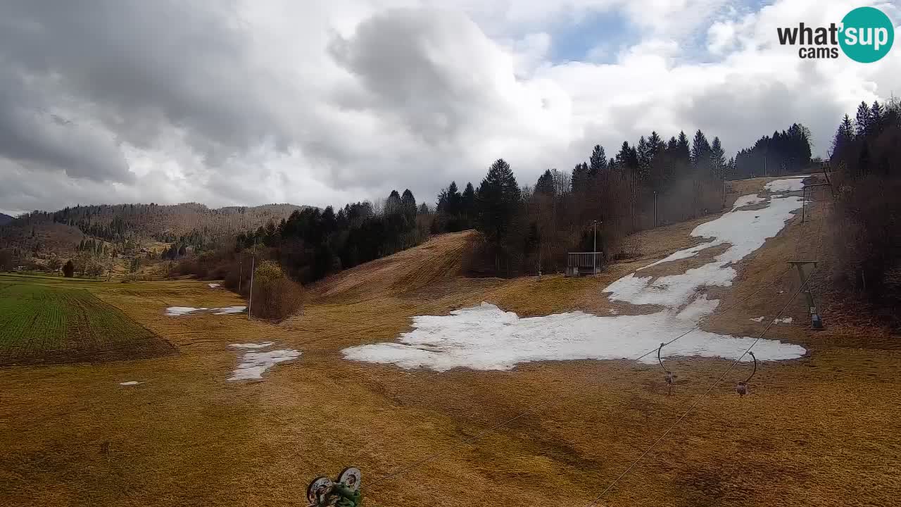 Spletna kamera Smučišče Senožeta – smučarsko središče v Srednji vasi pri Bohinju