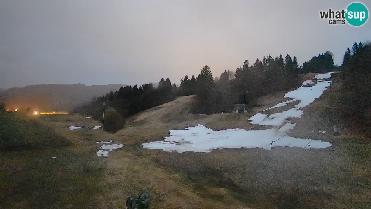 Web kamera Smučišče Senožeta – Skijalište u Srednjoj Vasi kod Bohinja