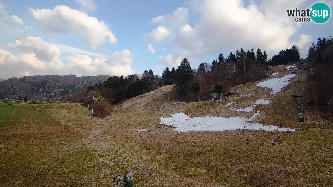 Spletna kamera Smučišče Senožeta – smučarsko središče v Srednji vasi pri Bohinju