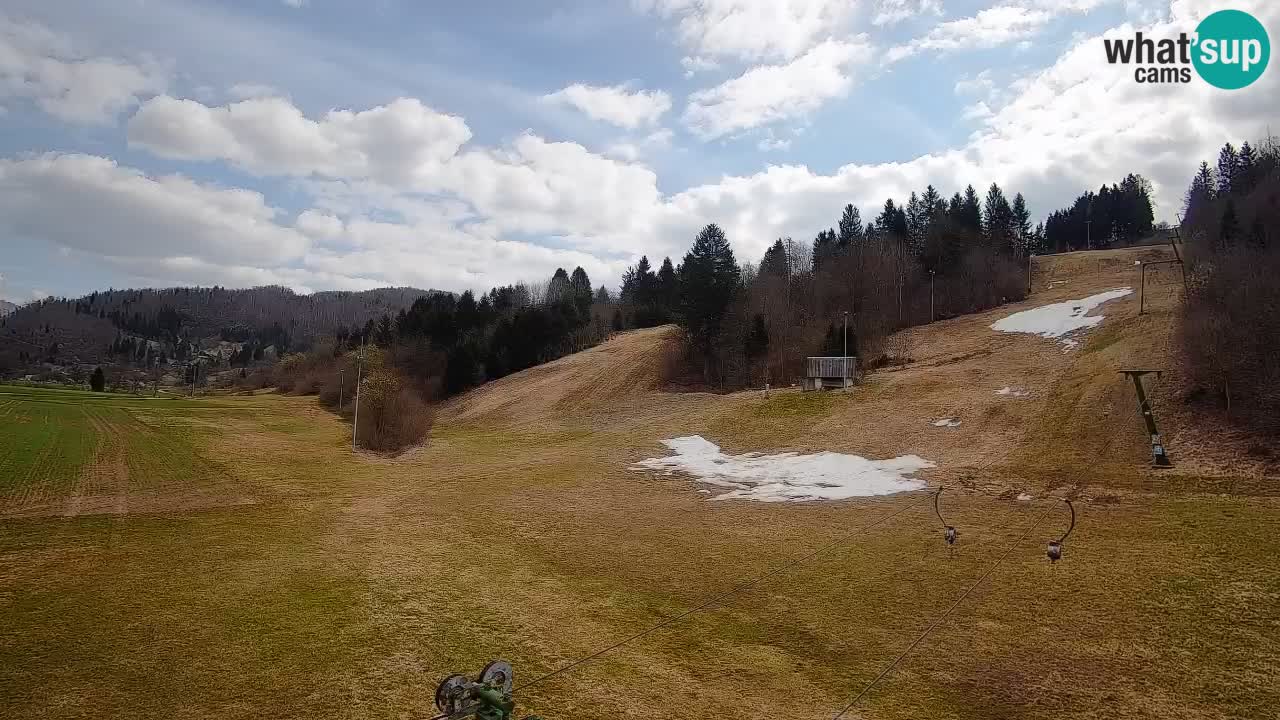 Spletna kamera Smučišče Senožeta – smučarsko središče v Srednji vasi pri Bohinju