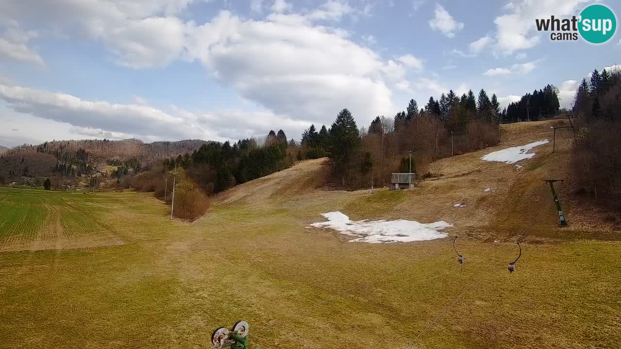 Spletna kamera Smučišče Senožeta – smučarsko središče v Srednji vasi pri Bohinju