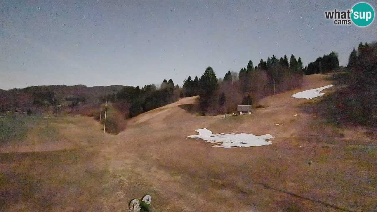 Web kamera Smučišče Senožeta – Skijalište u Srednjoj Vasi kod Bohinja