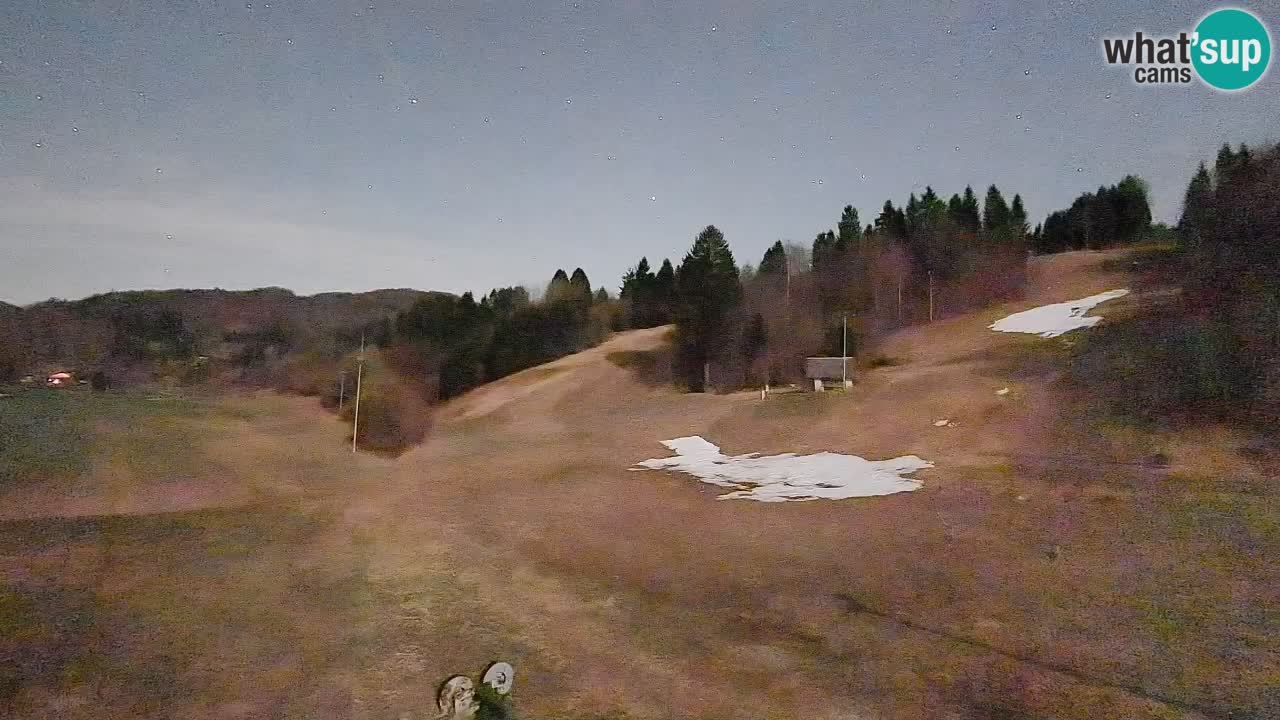 Webcam Smučišče Senožeta – Skigebiet in Srednja Vas bei Bohinj