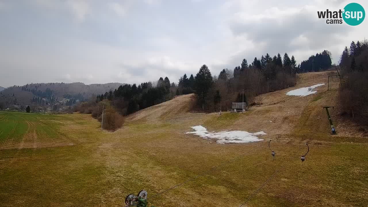 Spletna kamera Smučišče Senožeta – smučarsko središče v Srednji vasi pri Bohinju