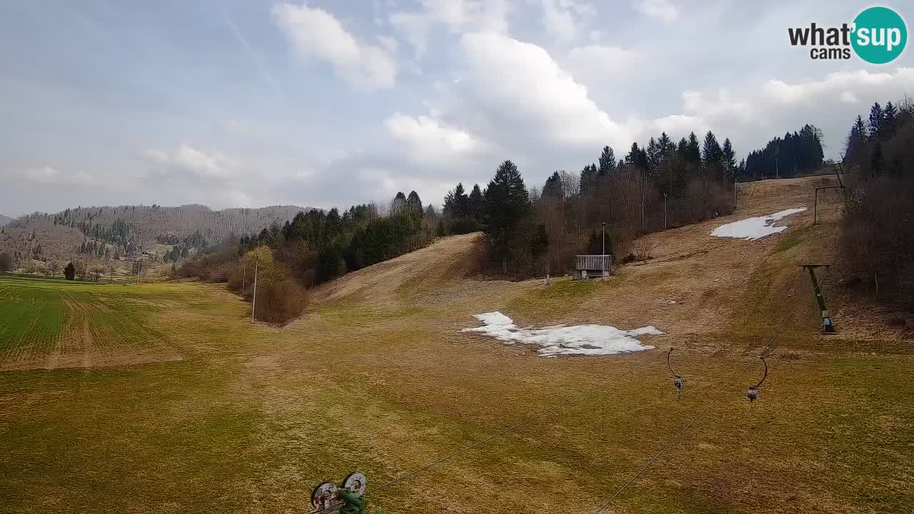 Spletna kamera Smučišče Senožeta – smučarsko središče v Srednji vasi pri Bohinju