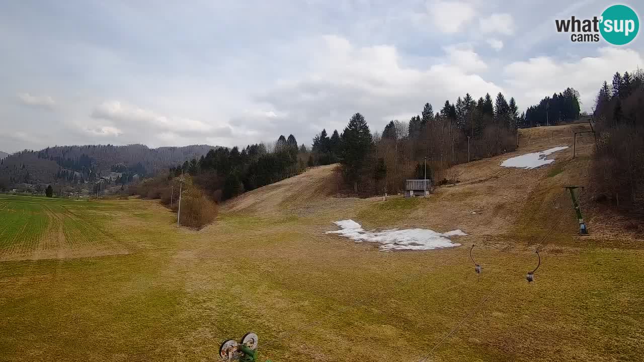 Spletna kamera Smučišče Senožeta – smučarsko središče v Srednji vasi pri Bohinju