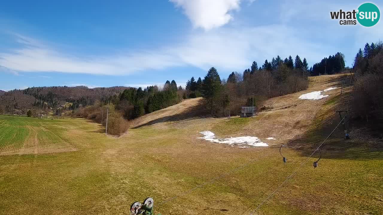 Spletna kamera Smučišče Senožeta – smučarsko središče v Srednji vasi pri Bohinju