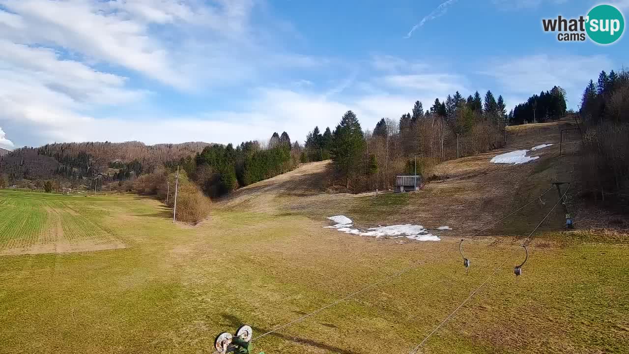 Spletna kamera Smučišče Senožeta – smučarsko središče v Srednji vasi pri Bohinju