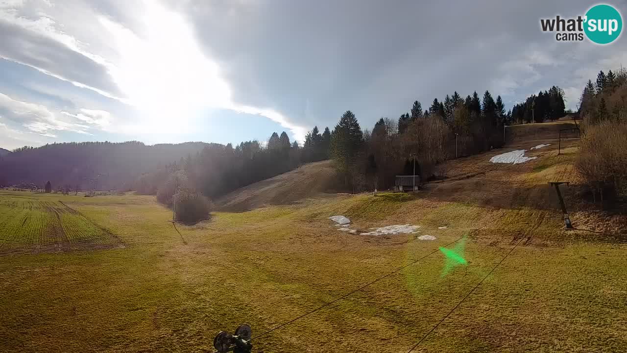 Web kamera Smučišče Senožeta – Skijalište u Srednjoj Vasi kod Bohinja