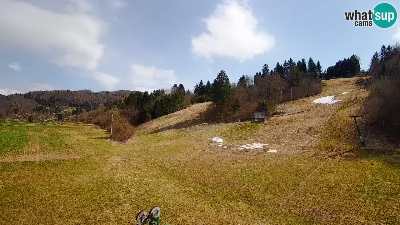 Spletna kamera Smučišče Senožeta – smučarsko središče v Srednji vasi pri Bohinju
