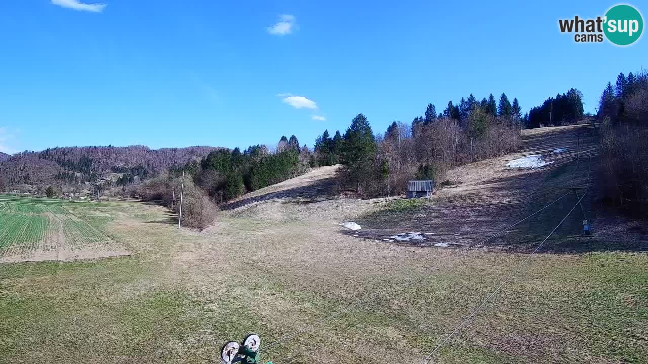 Spletna kamera Smučišče Senožeta – smučarsko središče v Srednji vasi pri Bohinju