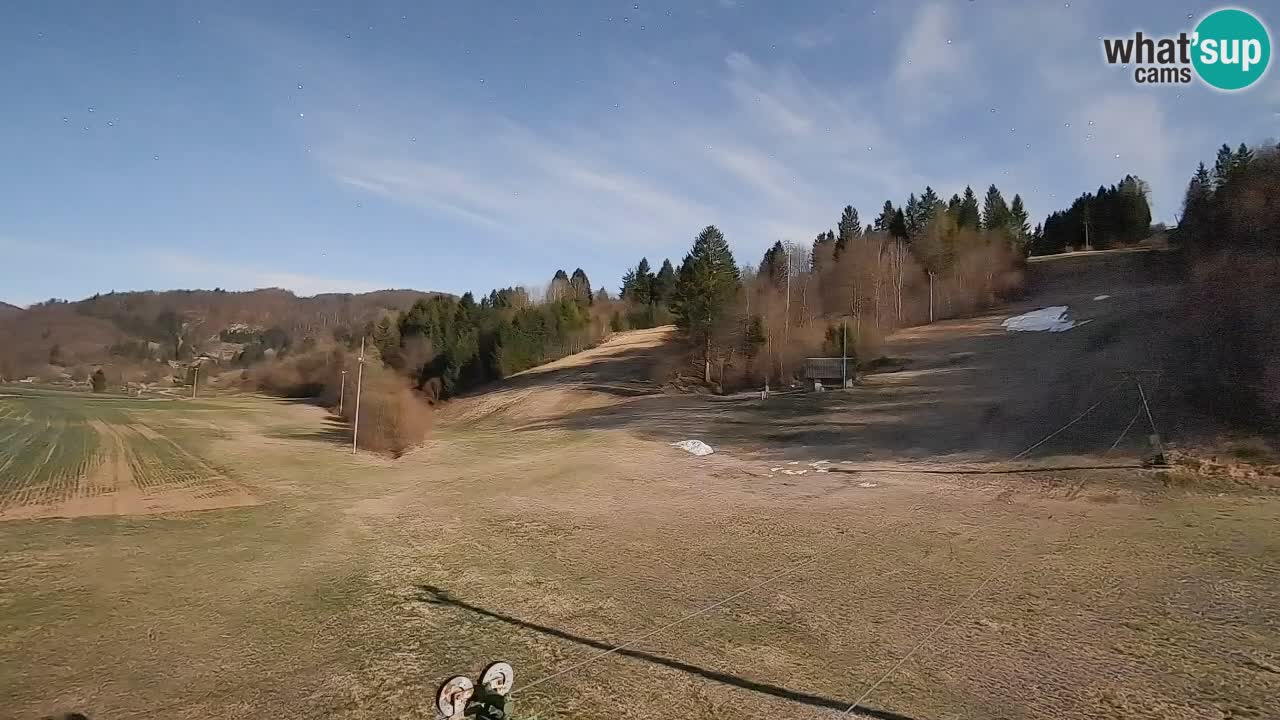 Spletna kamera Smučišče Senožeta – smučarsko središče v Srednji vasi pri Bohinju