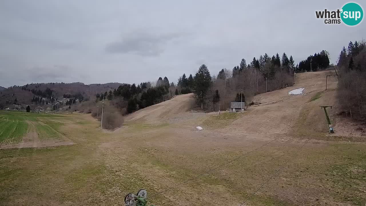 Spletna kamera Smučišče Senožeta – smučarsko središče v Srednji vasi pri Bohinju