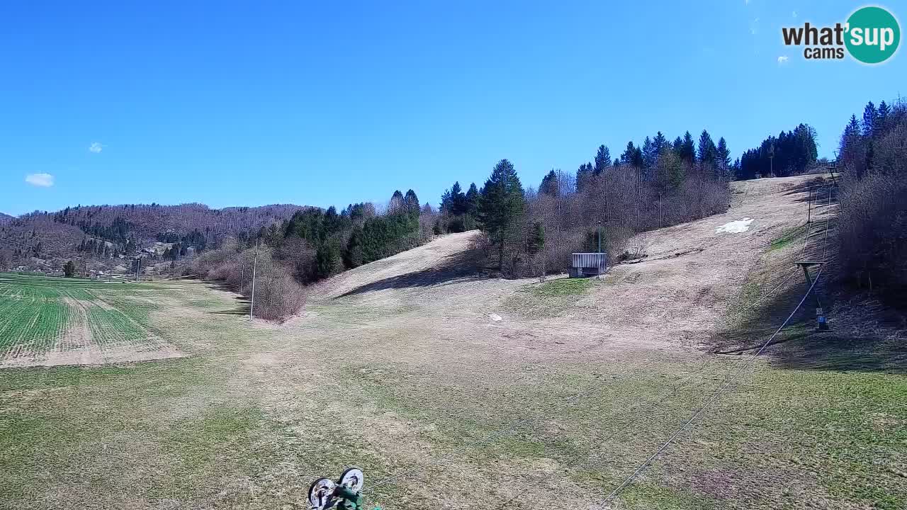 Spletna kamera Smučišče Senožeta – smučarsko središče v Srednji vasi pri Bohinju