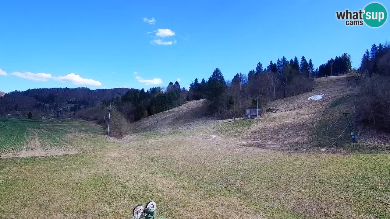 Spletna kamera Smučišče Senožeta – smučarsko središče v Srednji vasi pri Bohinju