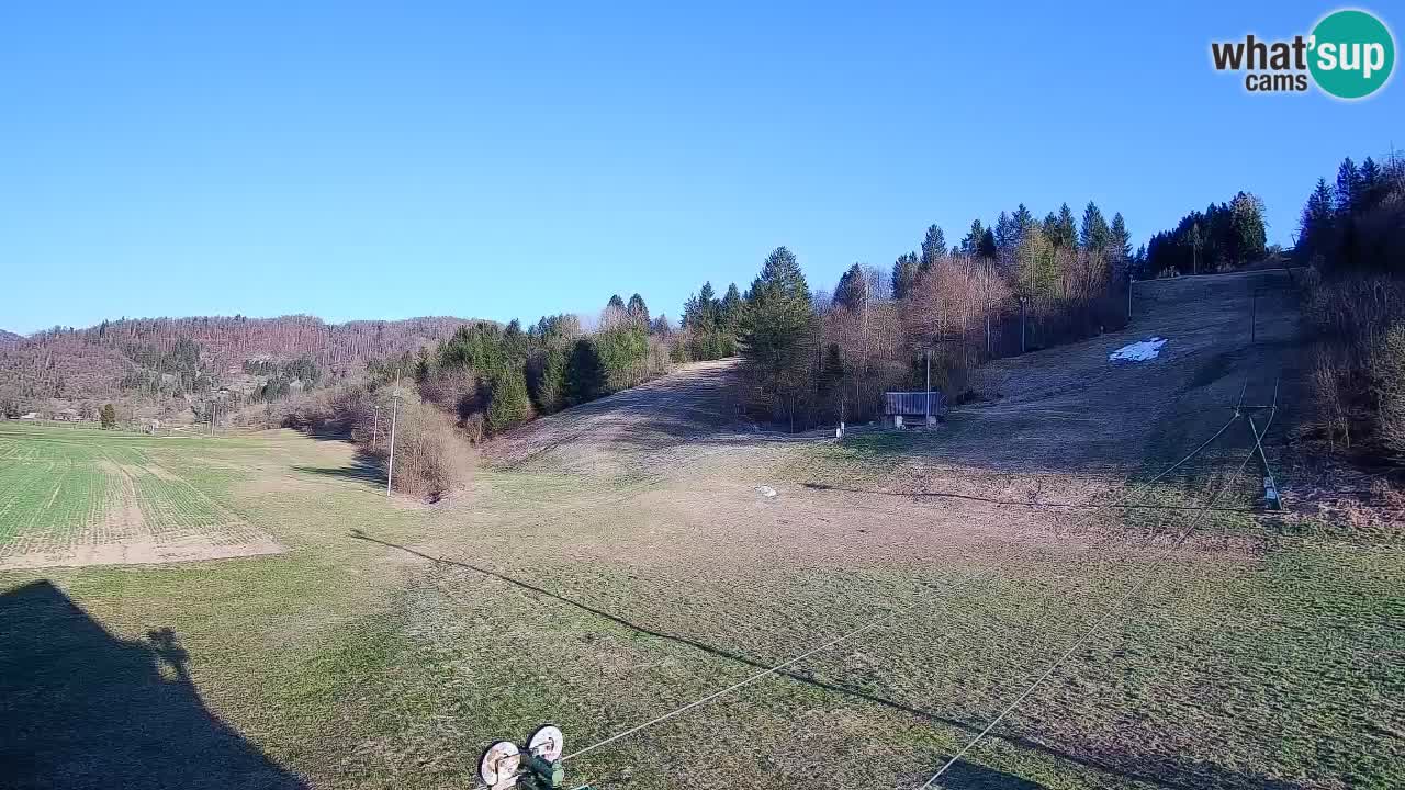 Spletna kamera Smučišče Senožeta – smučarsko središče v Srednji vasi pri Bohinju